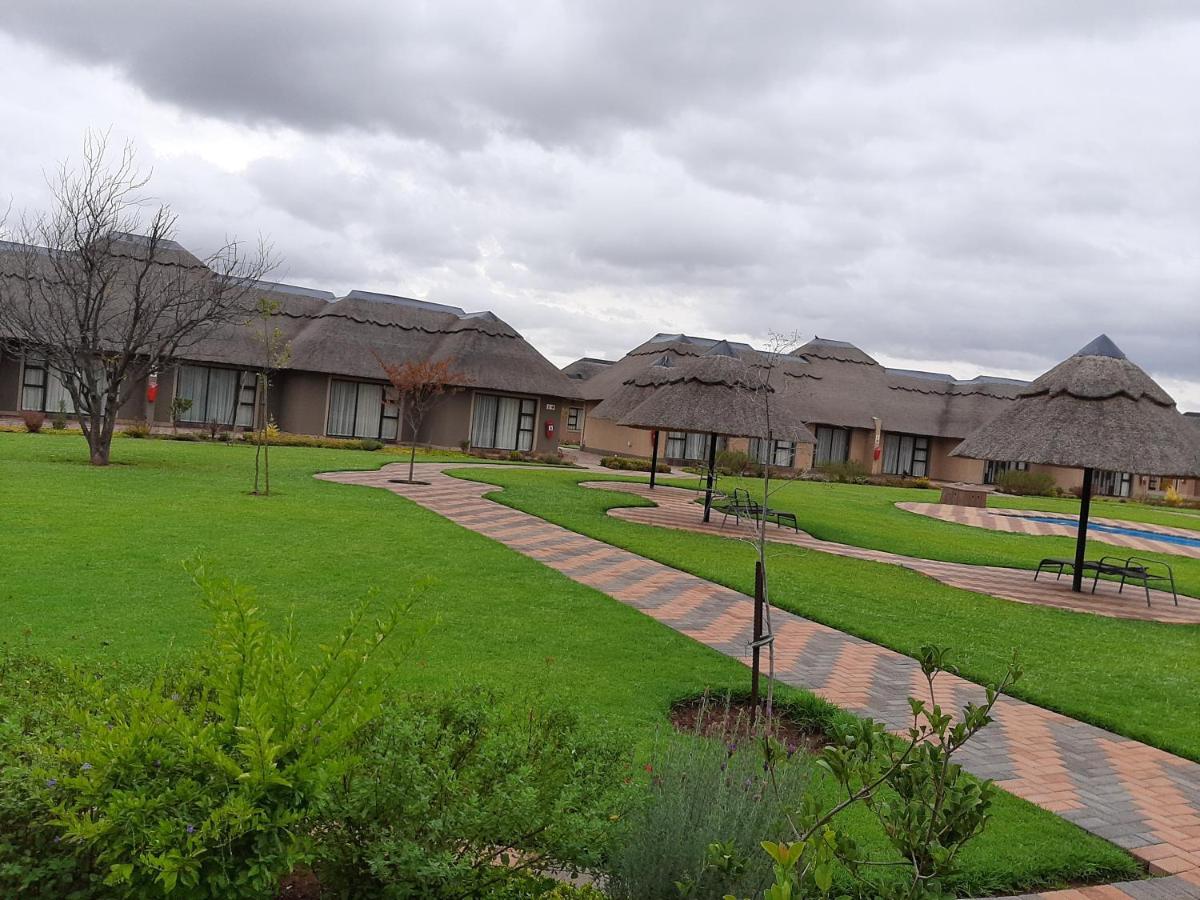 Imvelo Safari Lodge & Game Breeders Bloemfontein Exterior photo